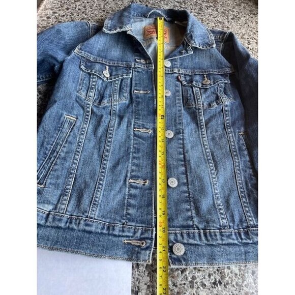Levi Strauss & Co. Women's Denim Jacket Size‎ S - Classic Style Lightweight - Picture 9 of 14